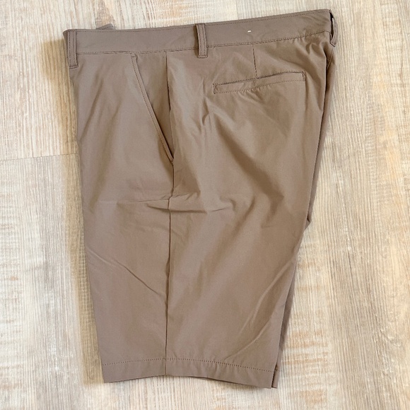 Kenneth Cole Golf Shorts Men's 38 Regular Fit Chino Brown Lightweight Stretch - Picture 1 of 6